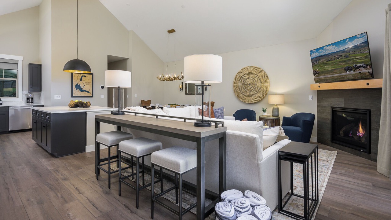 Photo of Livingroom in Grand Elk Ranch
