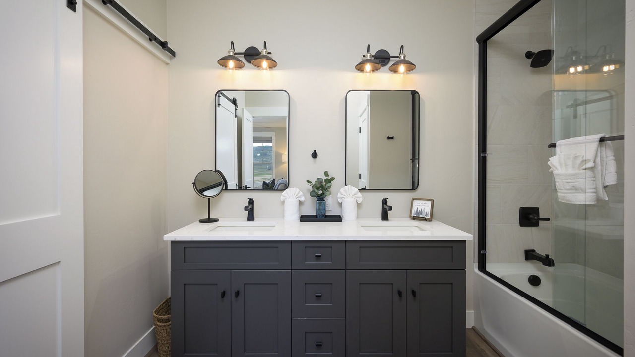 Photo of Bathroom in Grand Elk Ranch
