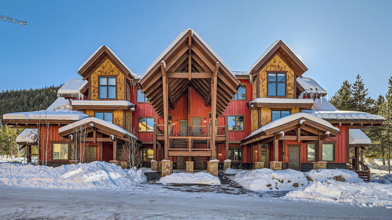 Photo of Outdoor in Lakeside Village