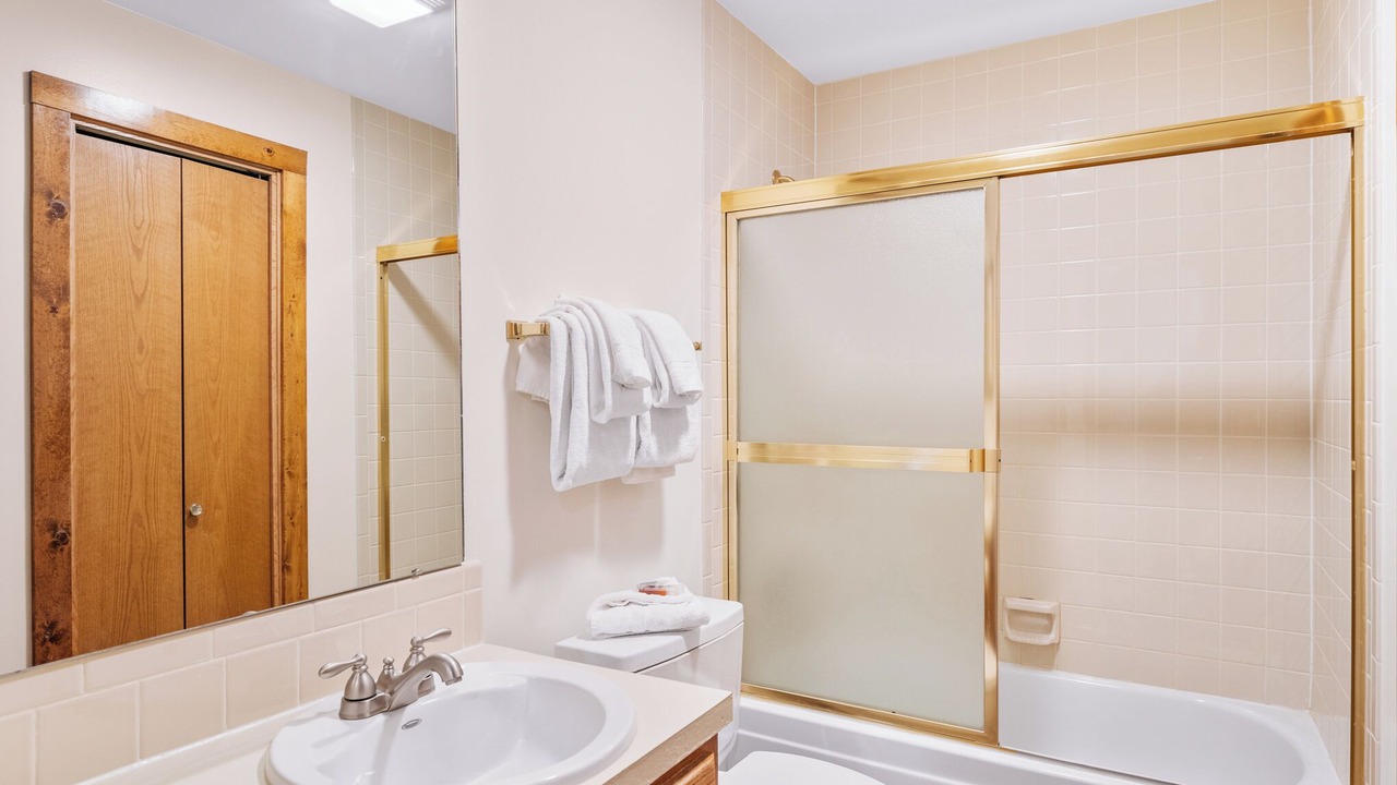 Photo of Bathroom in Baldy Mountain