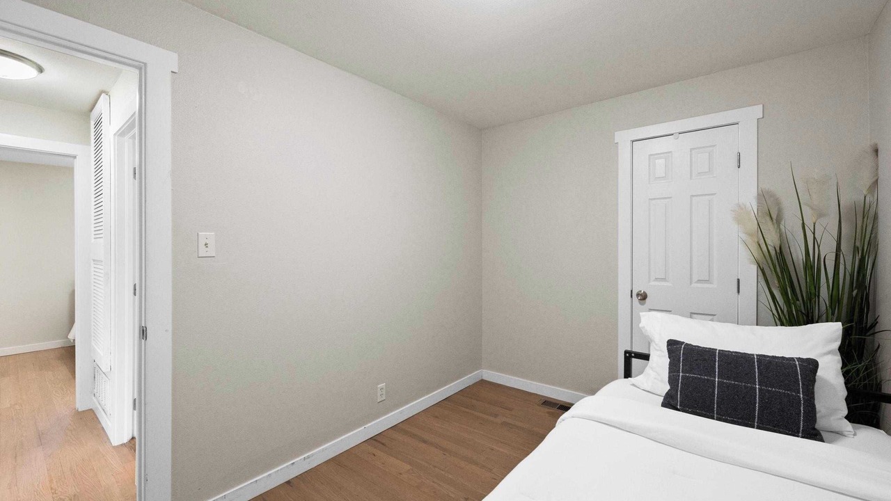 Photo of Bedroom in Arvada Plaza Area