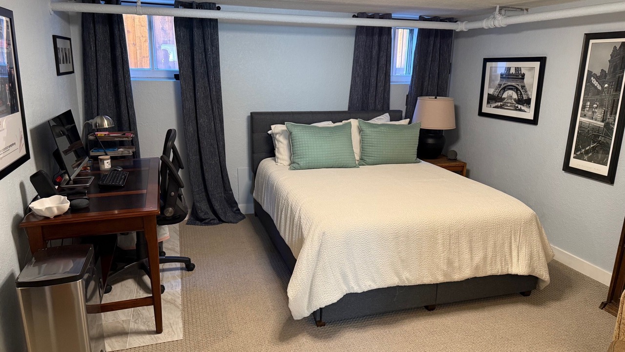 Photo of Bedroom in West Colfax