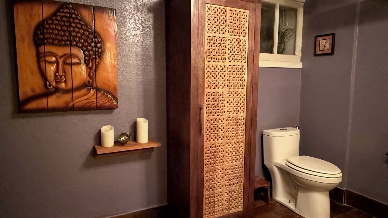 Photo of Bathroom in West Colfax