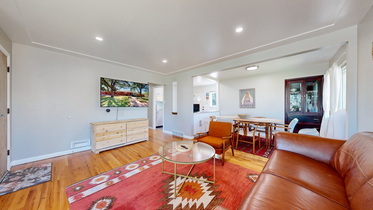 Photo of Livingroom in Arvada Plaza Area