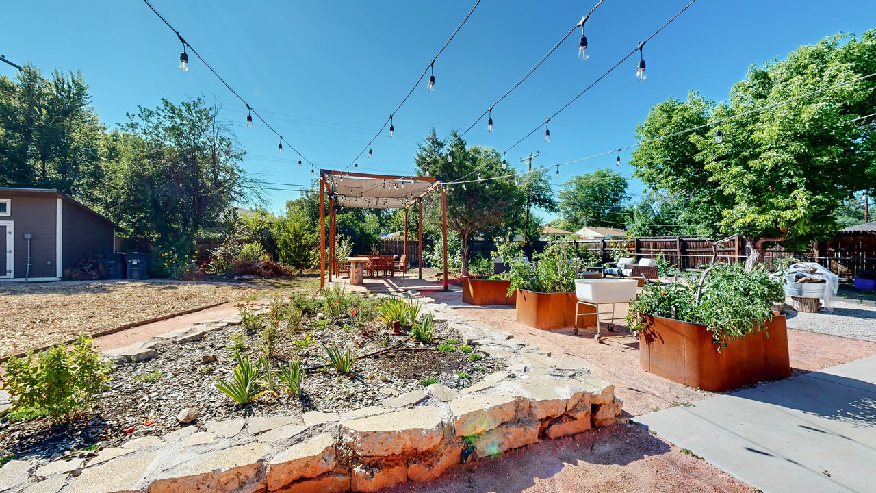 Photo of Patio Balcony in Arvada Plaza Area
