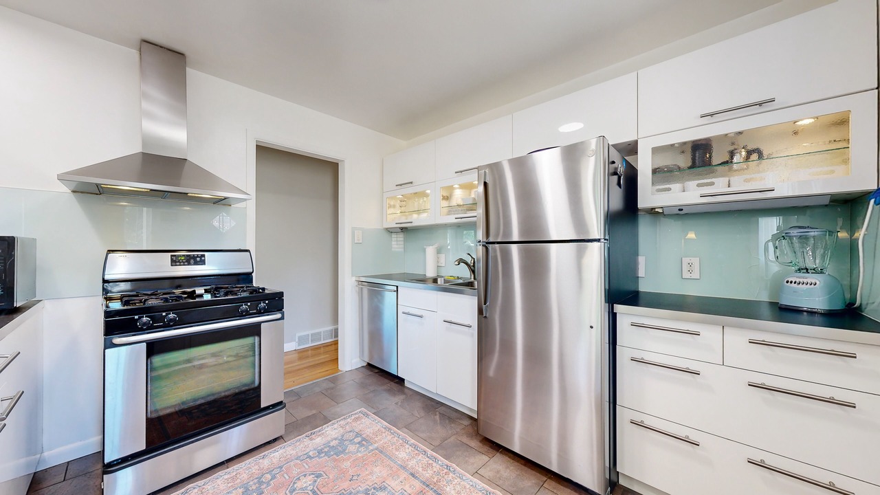 Photo of Kitchen in Arvada Plaza Area