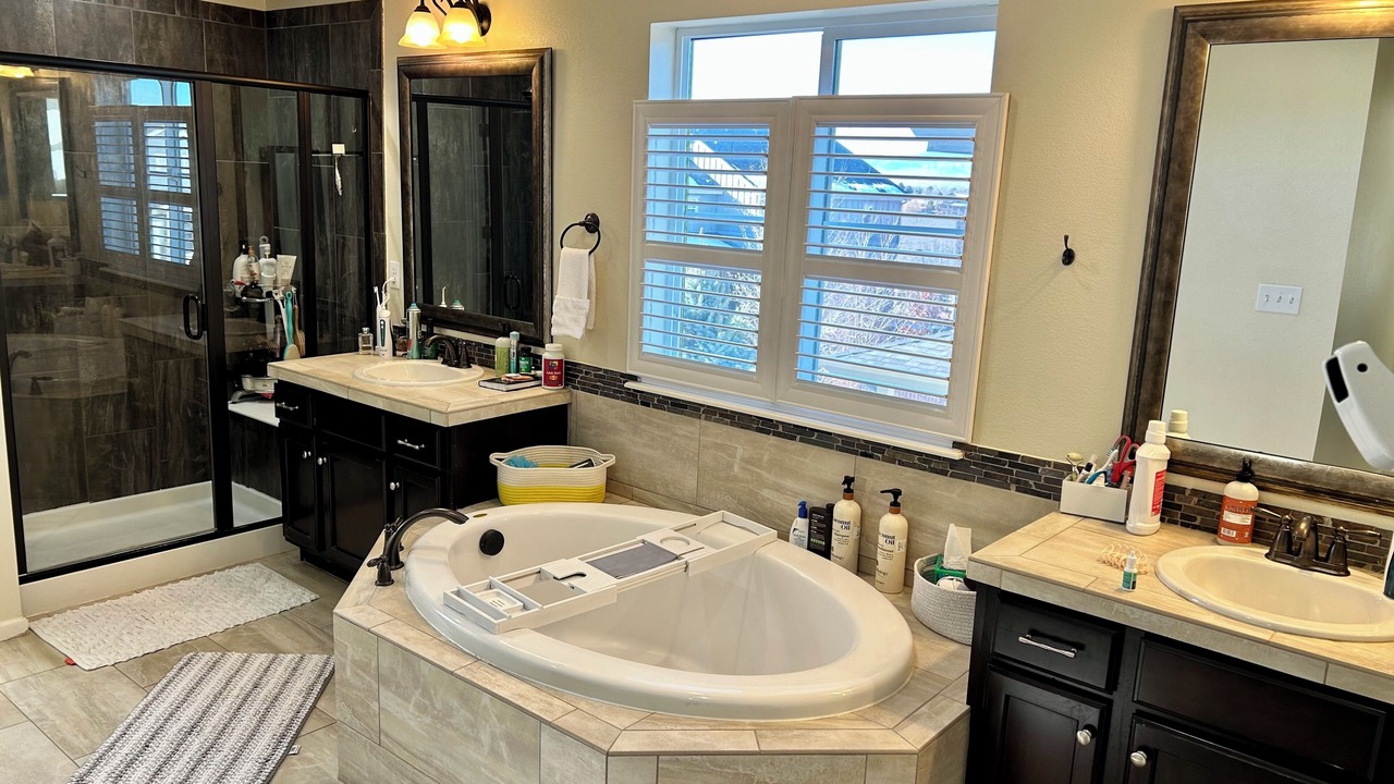 Photo of Bathroom in Vista Ridge