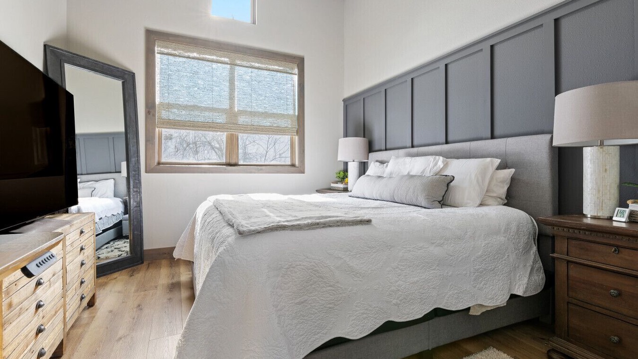 Photo of Bedroom in Edwards