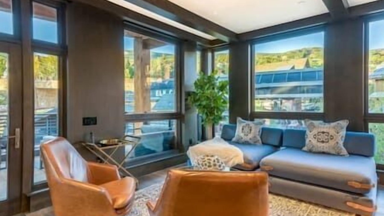 Photo of Livingroom in Snowmass Village