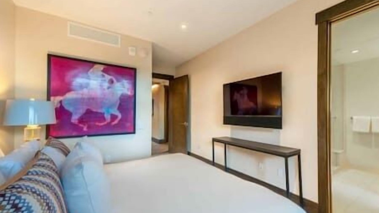 Photo of Bedroom in Snowmass Village