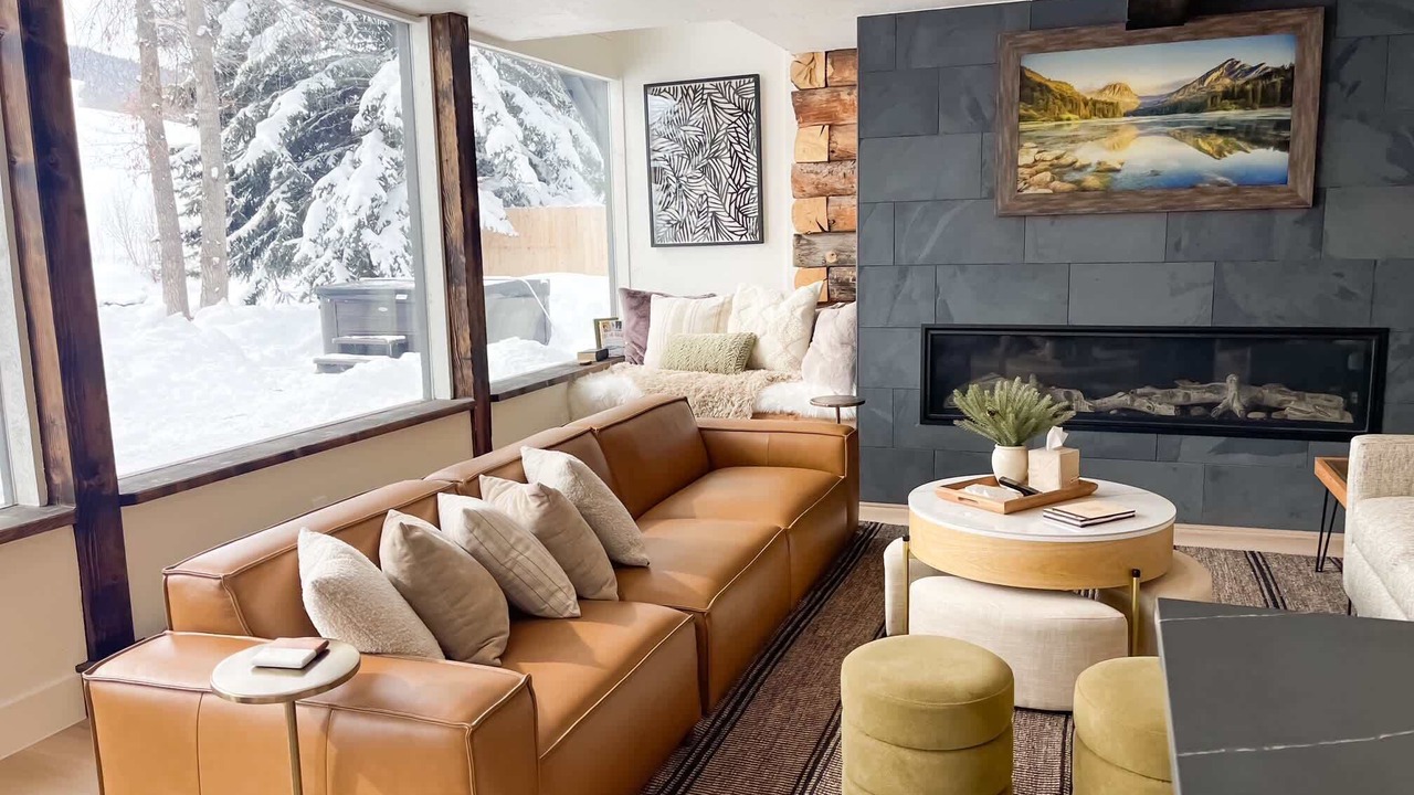 Photo of Livingroom in Crested Butte South