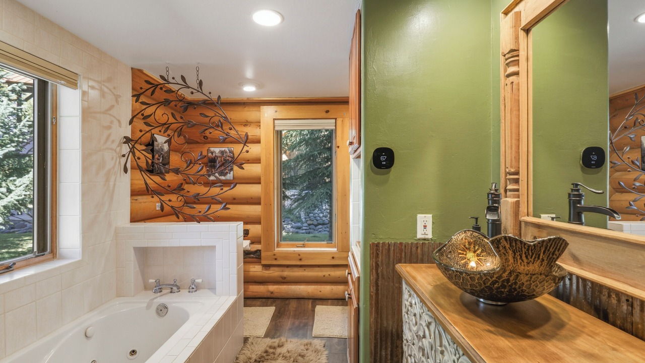 Photo of Bathroom in San Juan River Village