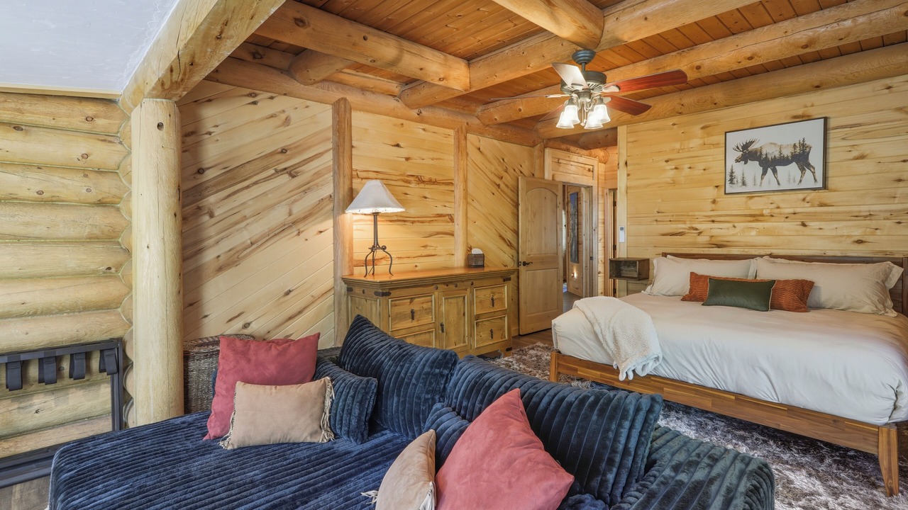 Photo of Bedroom in San Juan River Village