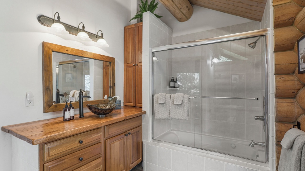 Photo of Bathroom in San Juan River Village