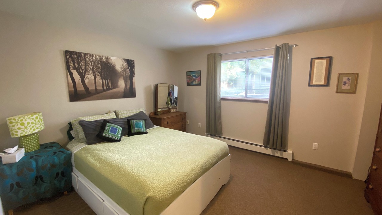 Photo of Bedroom in Golden