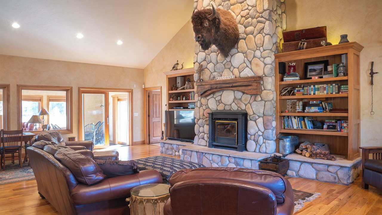 Photo of Livingroom in Pine