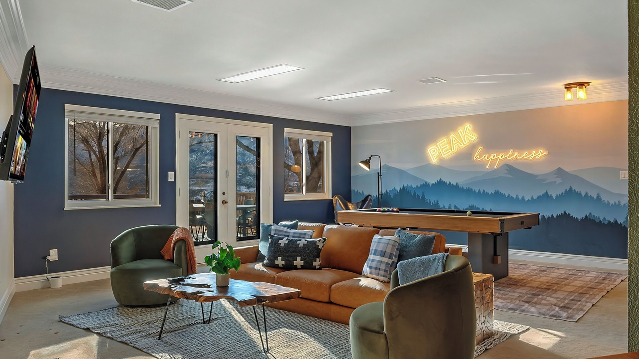 Photo of Livingroom in West Colorado Springs