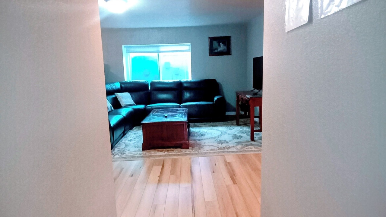 Photo of Livingroom in Gleneagle
