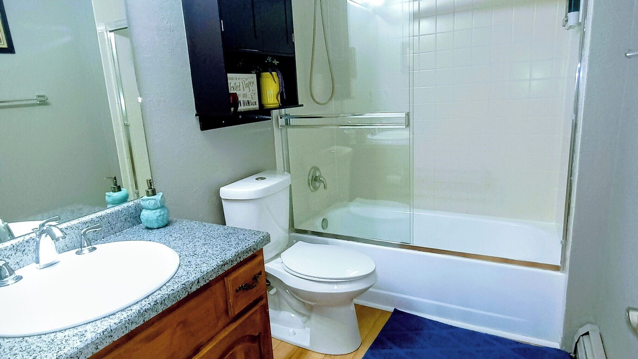 Photo of Bathroom in Gleneagle