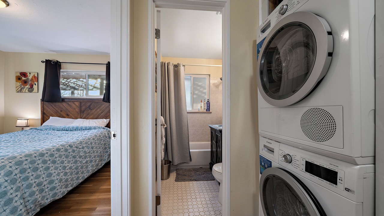 Photo of Bedroom in Mar Lee