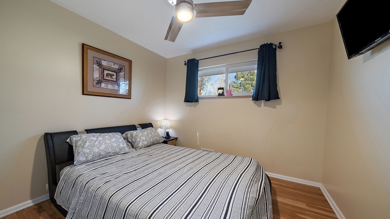 Photo of Bedroom in Mar Lee