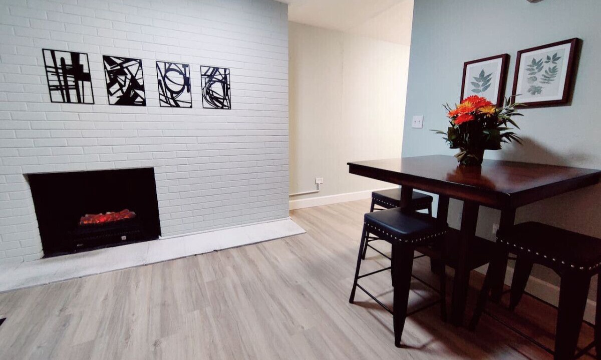 Photo of Livingroom in Lakewood