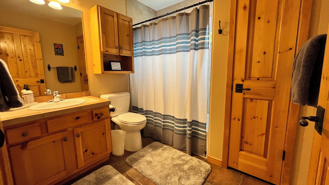 Photo of Bathroom in Drake