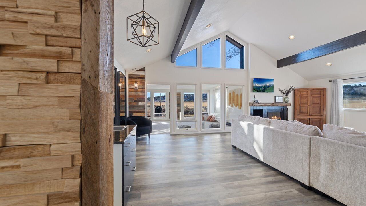Photo of Livingroom in Montrose