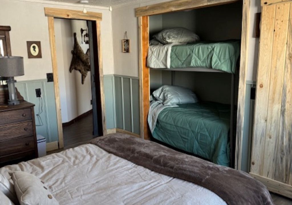 Photo of Bedroom in Twin Lakes