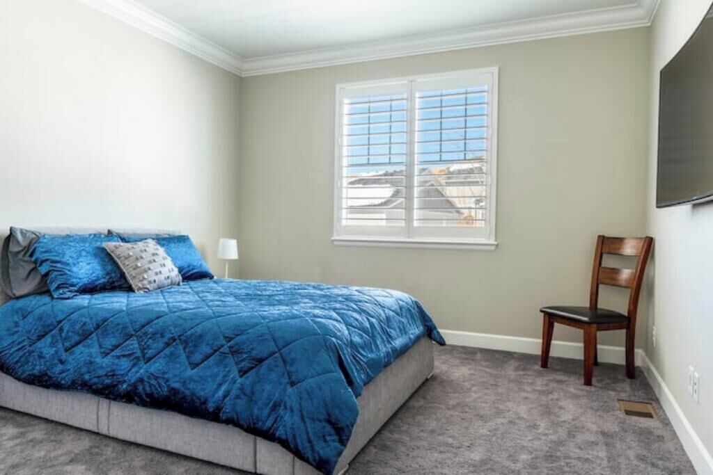 Photo of Bedroom in Castle Rock