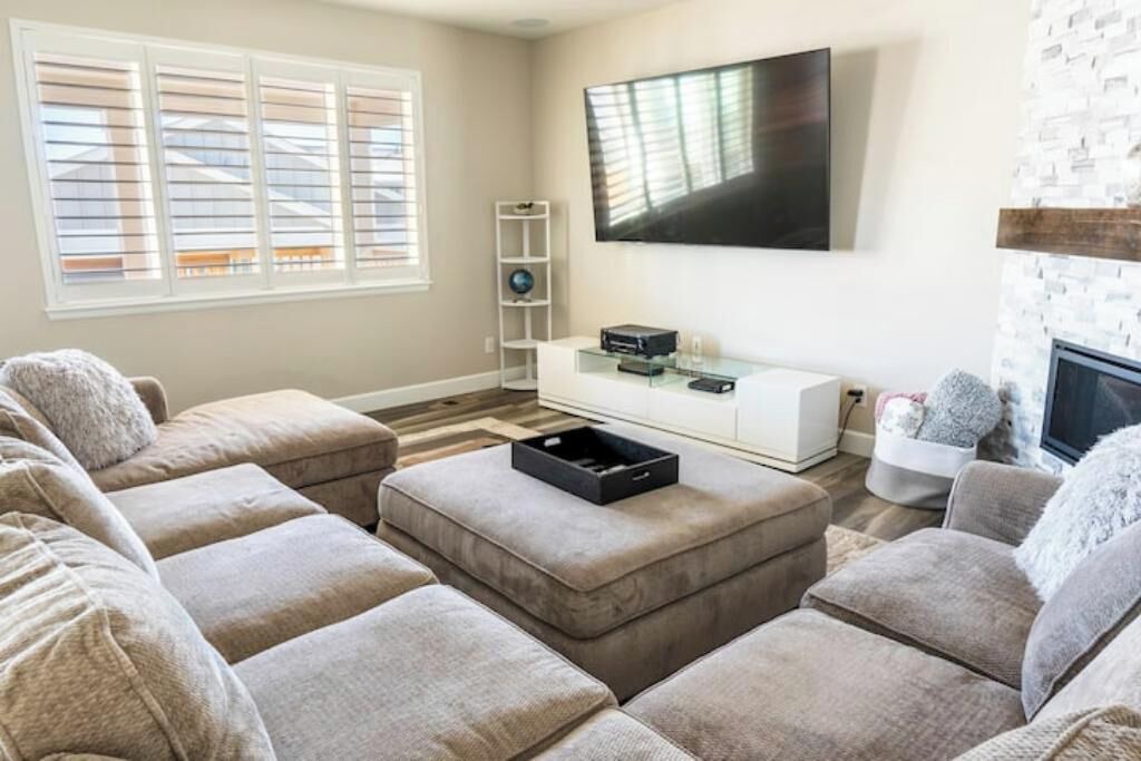 Photo of Livingroom in Castle Rock