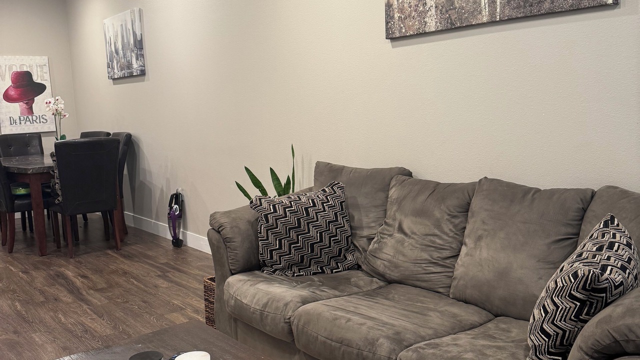 Photo of Livingroom in Highland