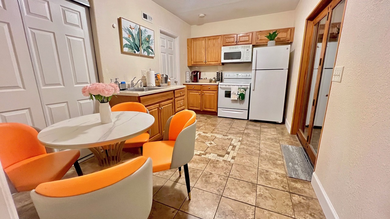 Photo of Kitchen in Dam East - West