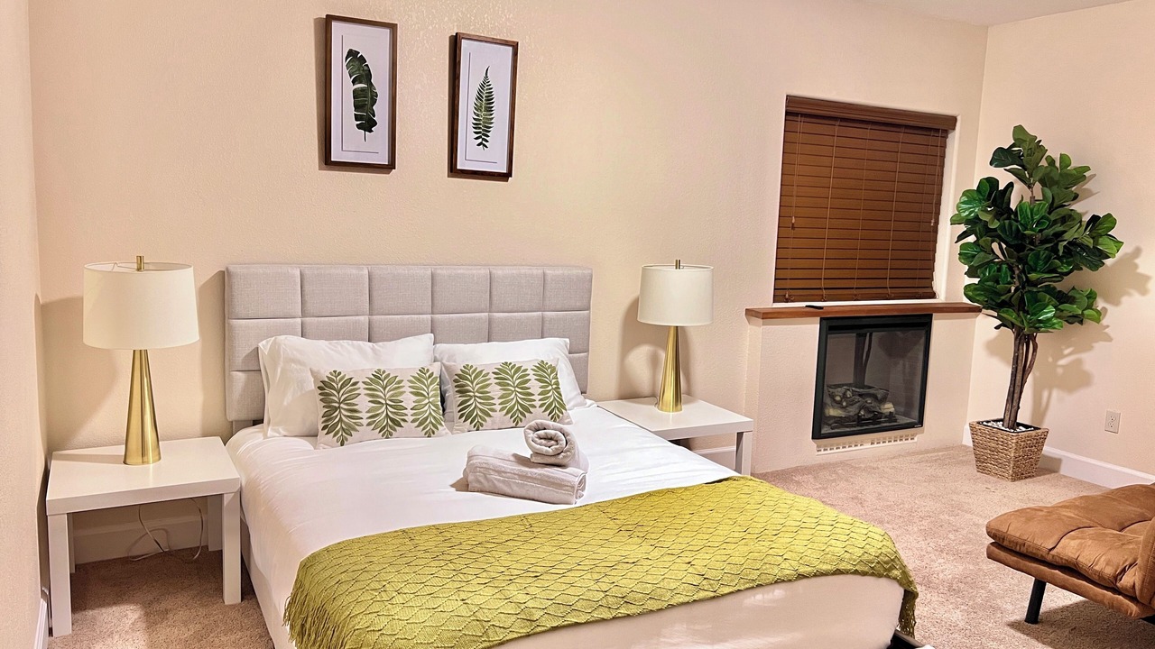 Photo of Bedroom in Dam East - West