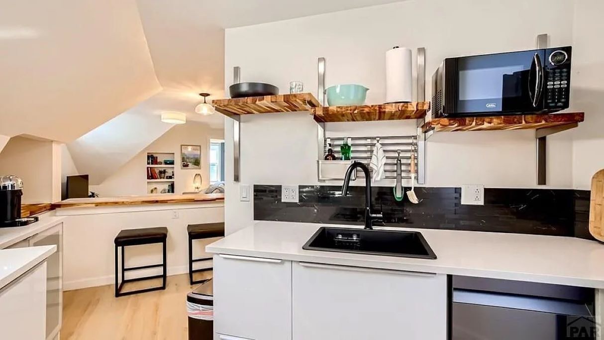 Photo of Kitchen in Pleasant Valley