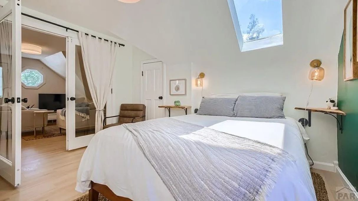 Photo of Bedroom in Pleasant Valley