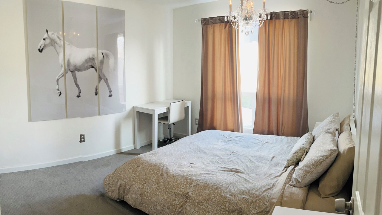 Photo of Bedroom in Lakewood