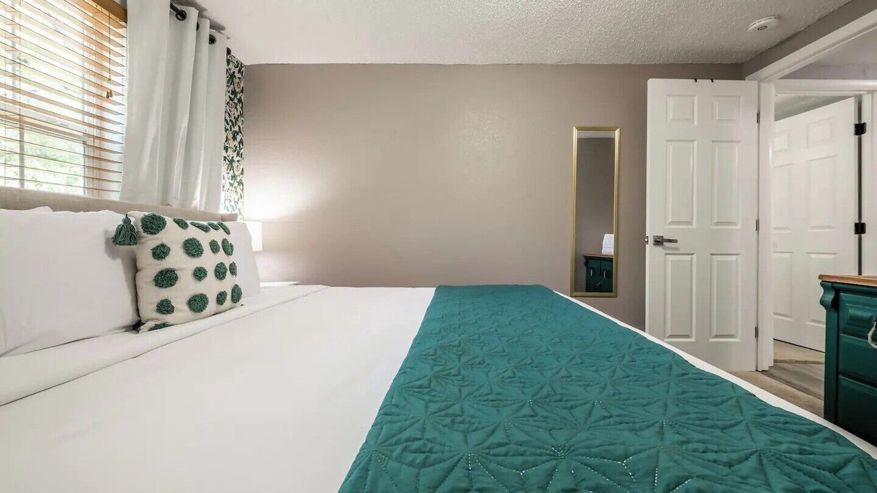 Photo of Bedroom in Old North End