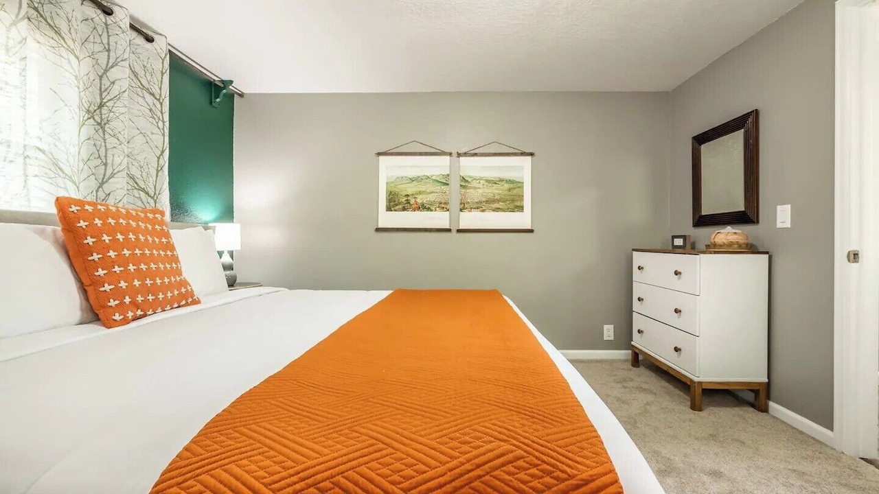 Photo of Bedroom in Old North End