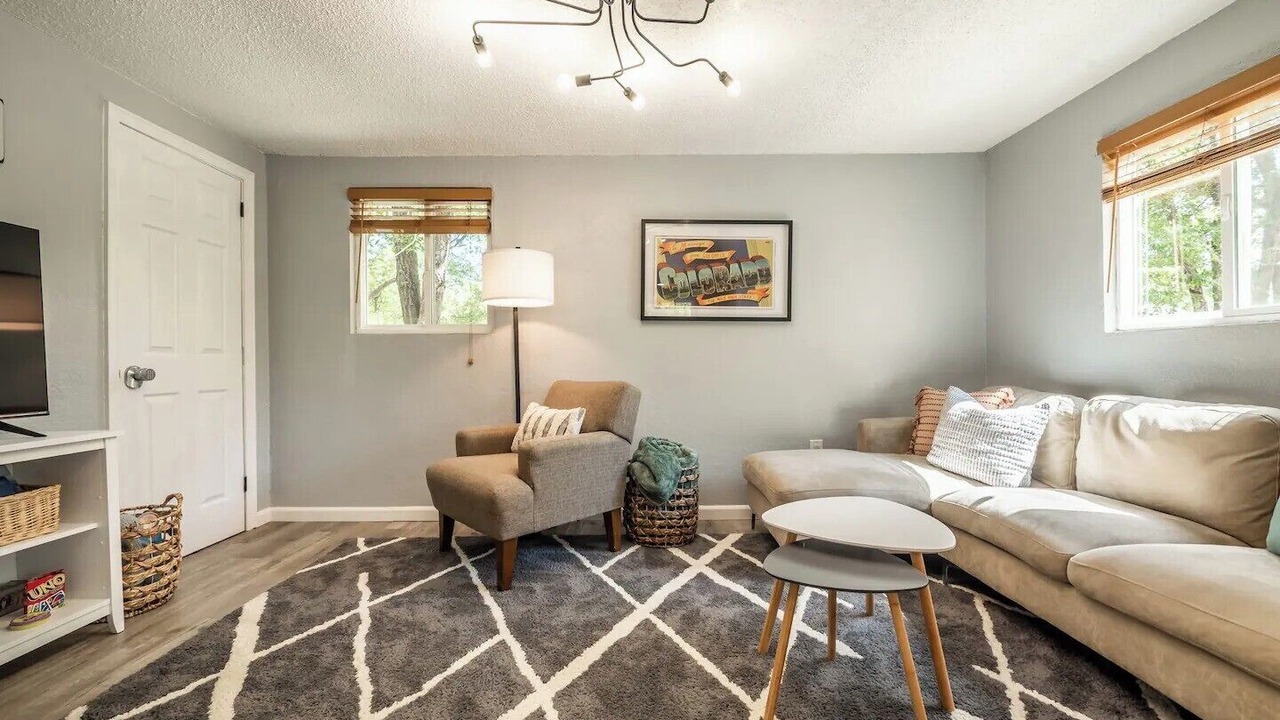 Photo of Livingroom in Old North End