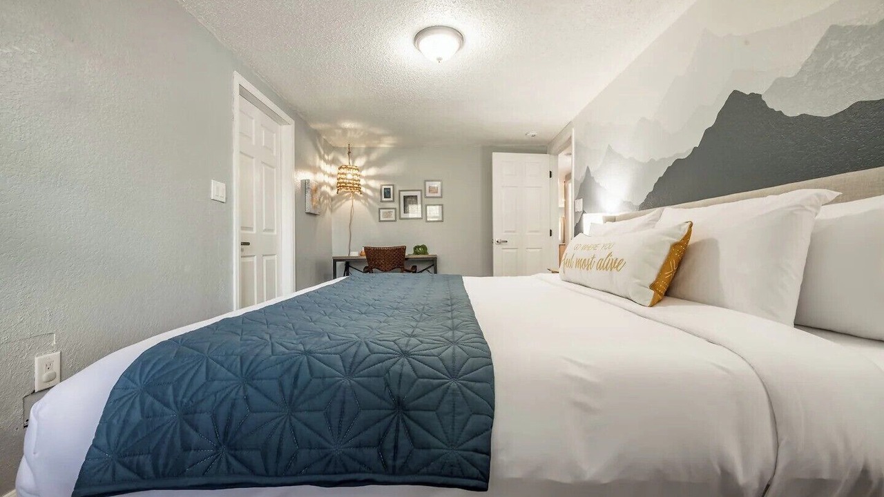 Photo of Bedroom in Old North End