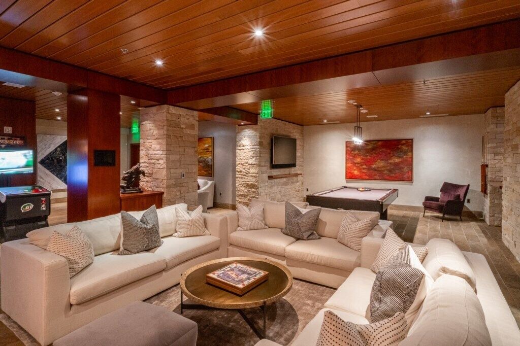 Photo of Livingroom in Downtown