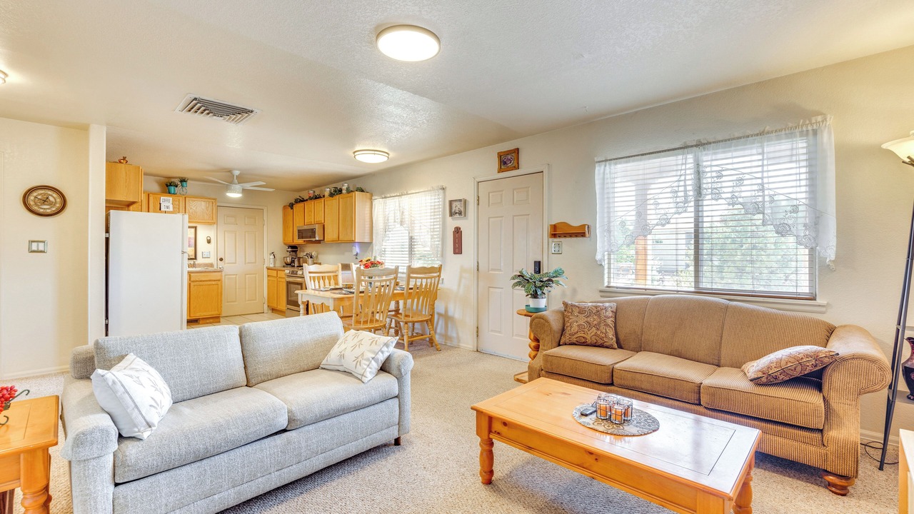 Photo of Livingroom in Pueblo West