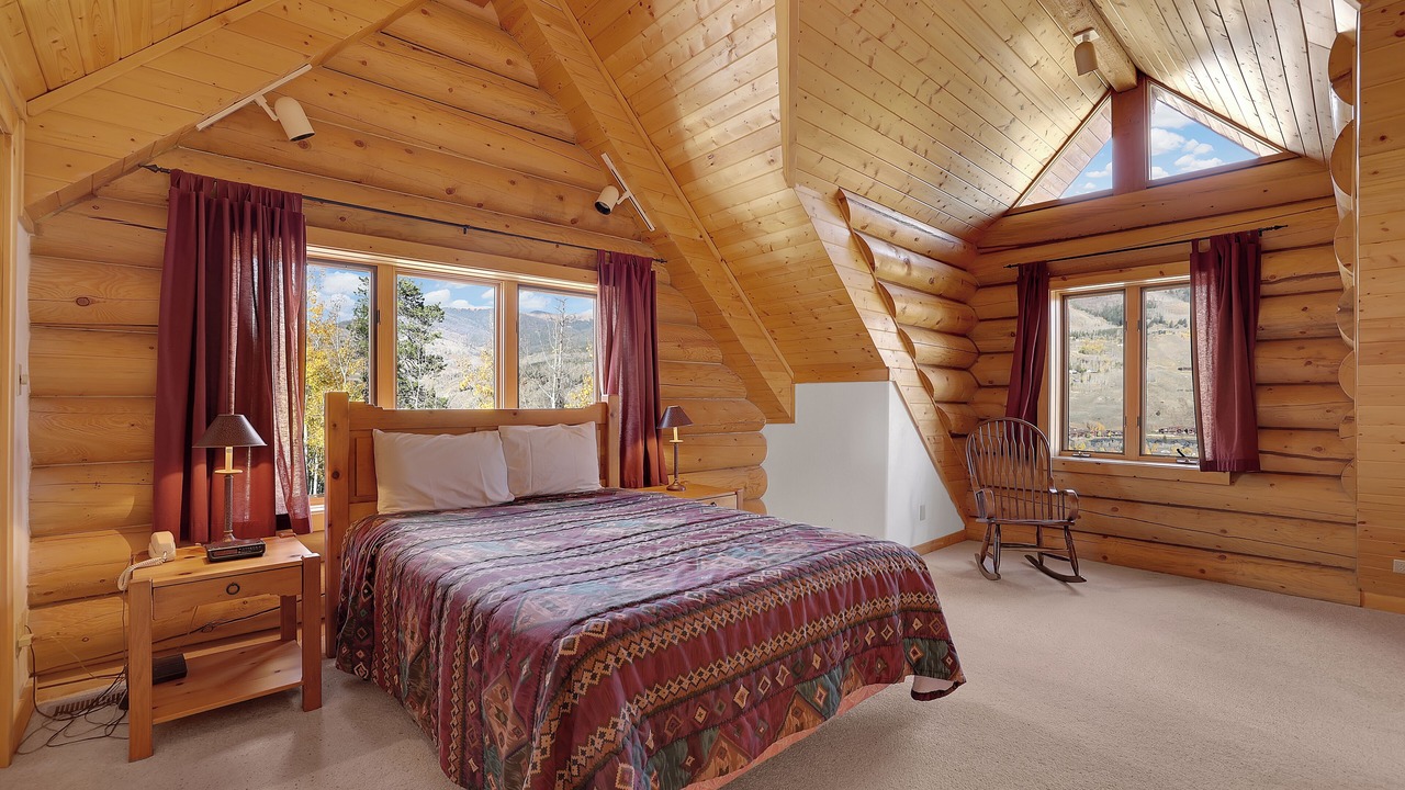 Photo of Bedroom in Three Peaks