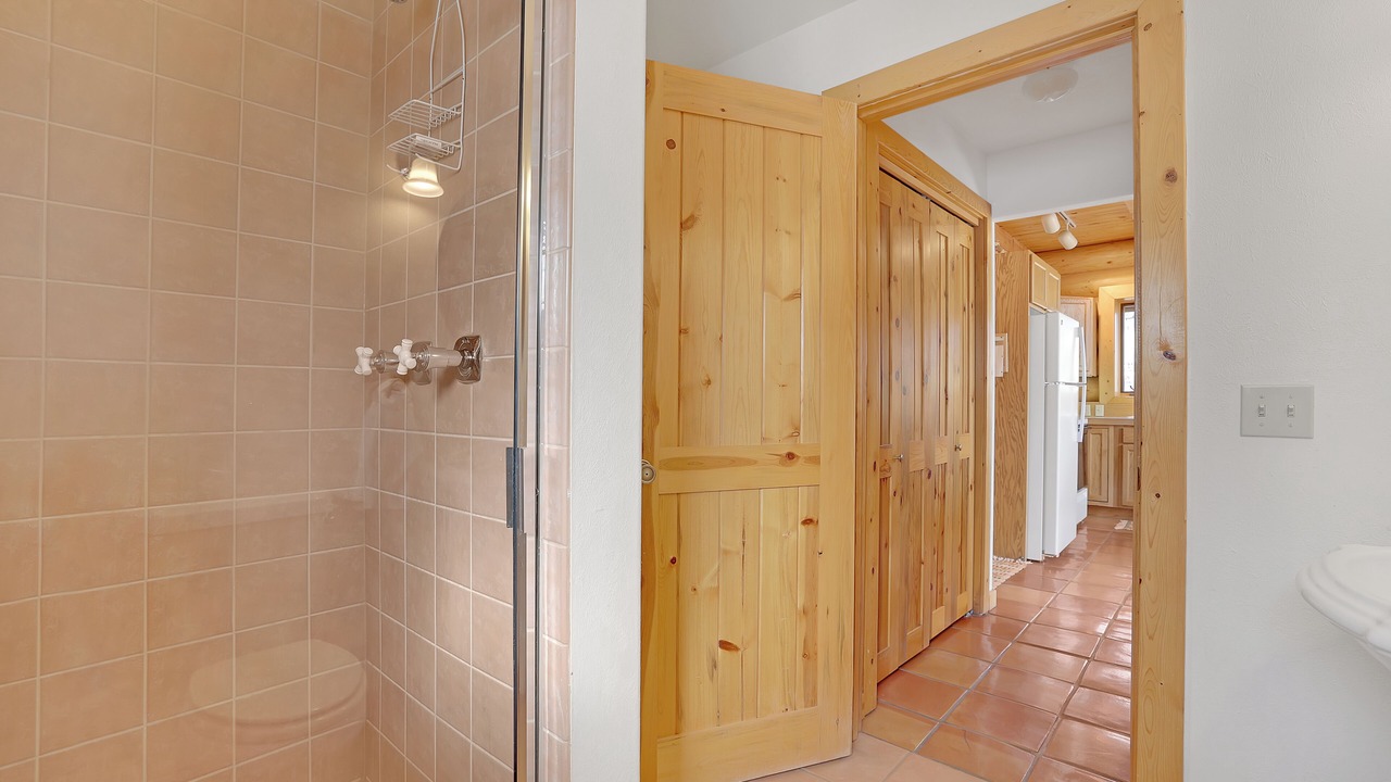 Photo of Bathroom in Three Peaks