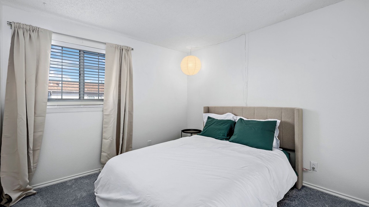Photo of Bedroom in Columbine Valley