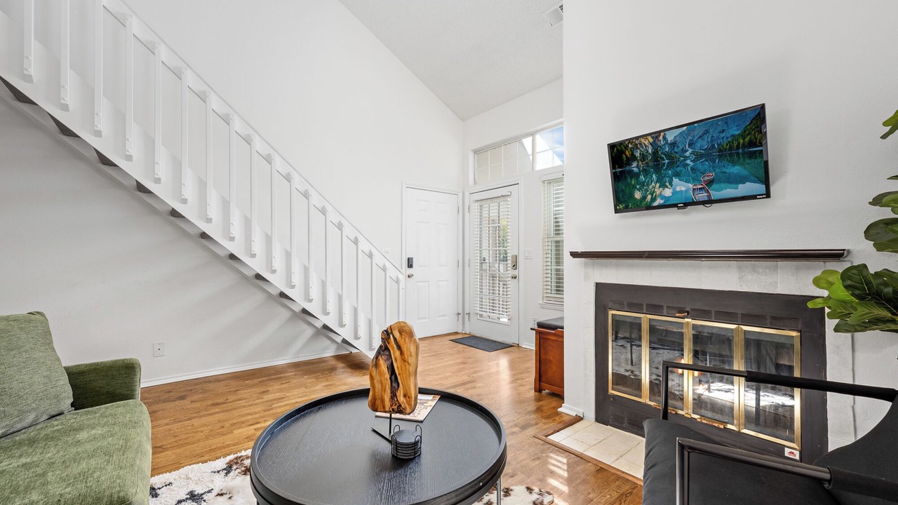 Photo of Livingroom in Columbine Valley