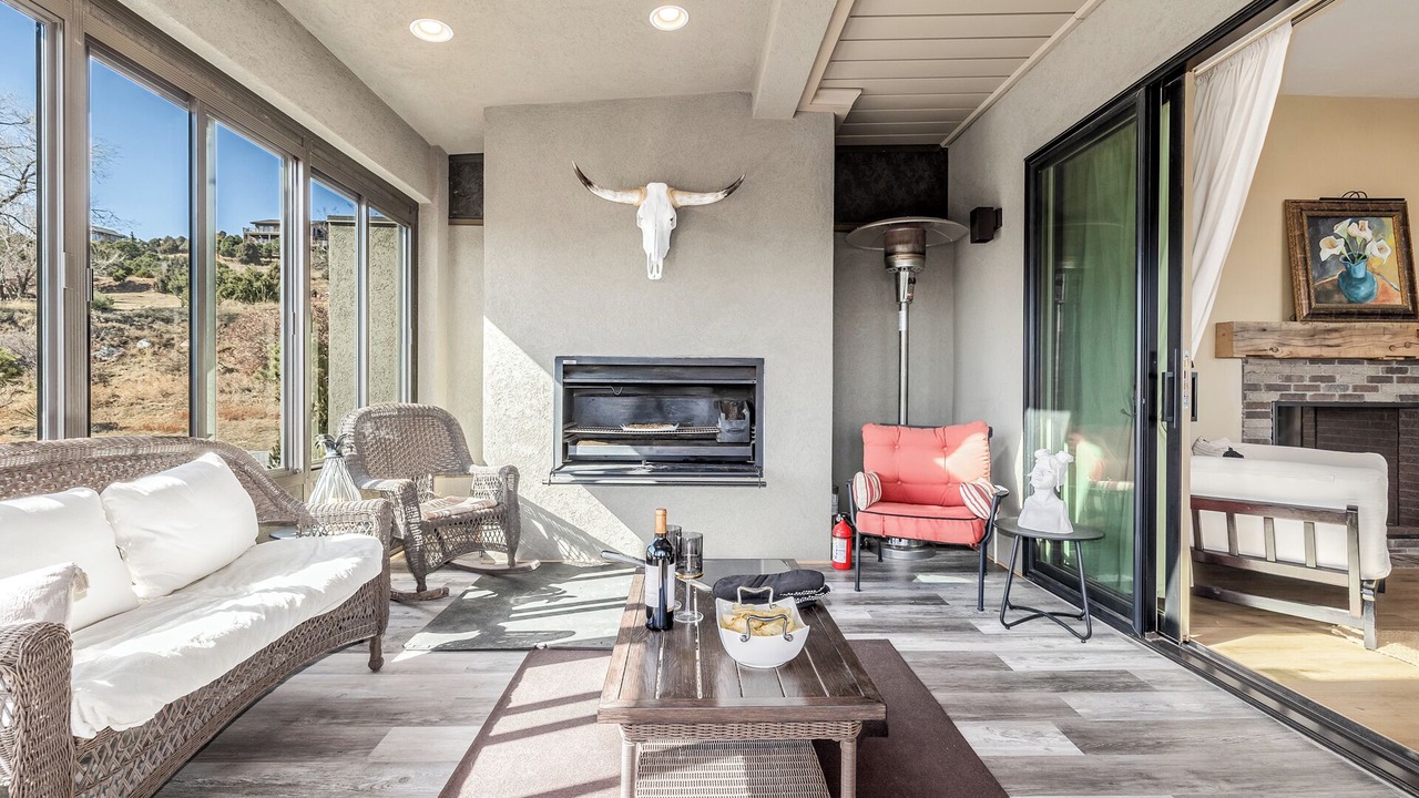 Photo of Livingroom in West Colorado Springs