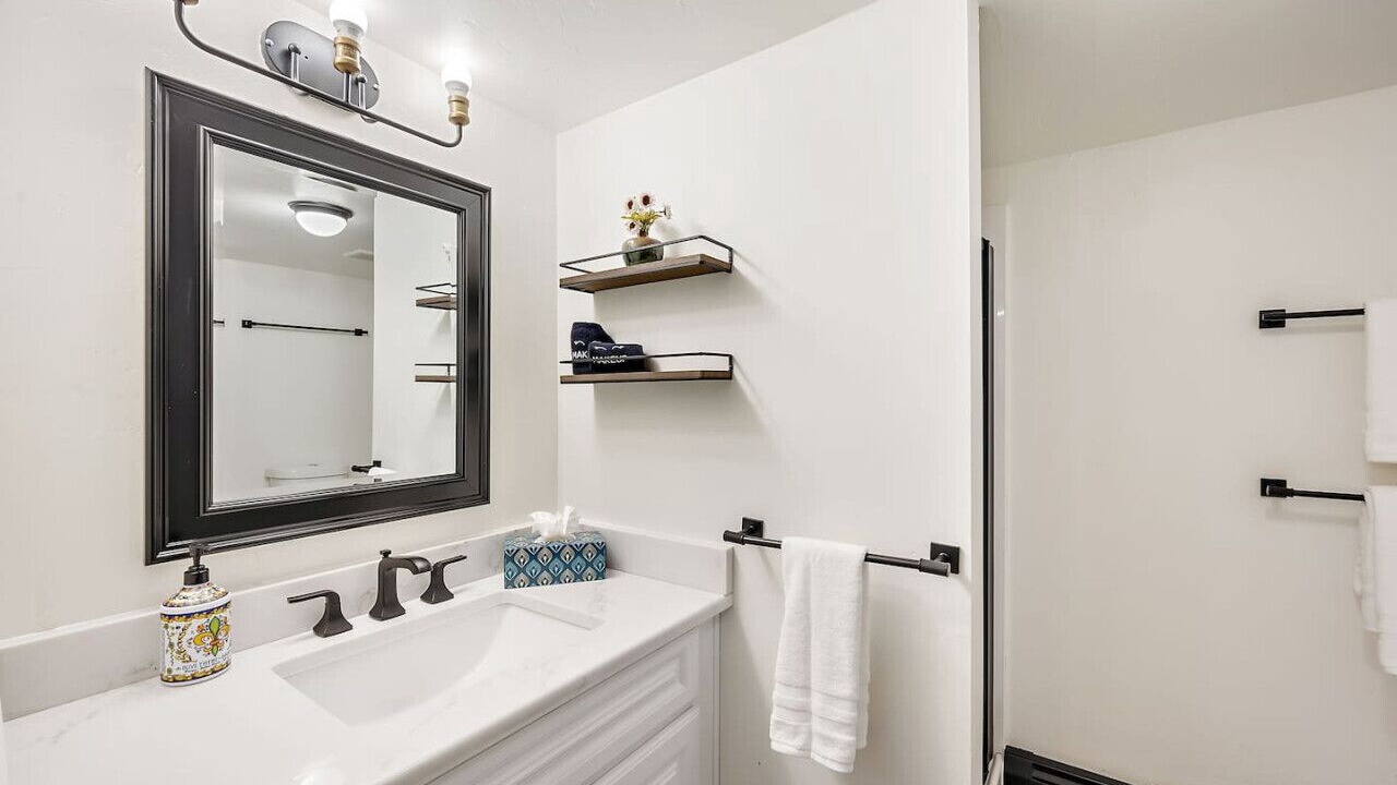 Photo of Bathroom in City Park West