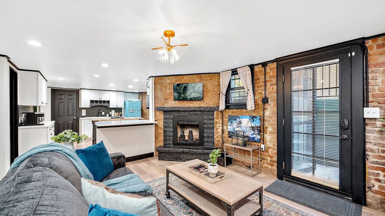 Photo of Livingroom in City Park West